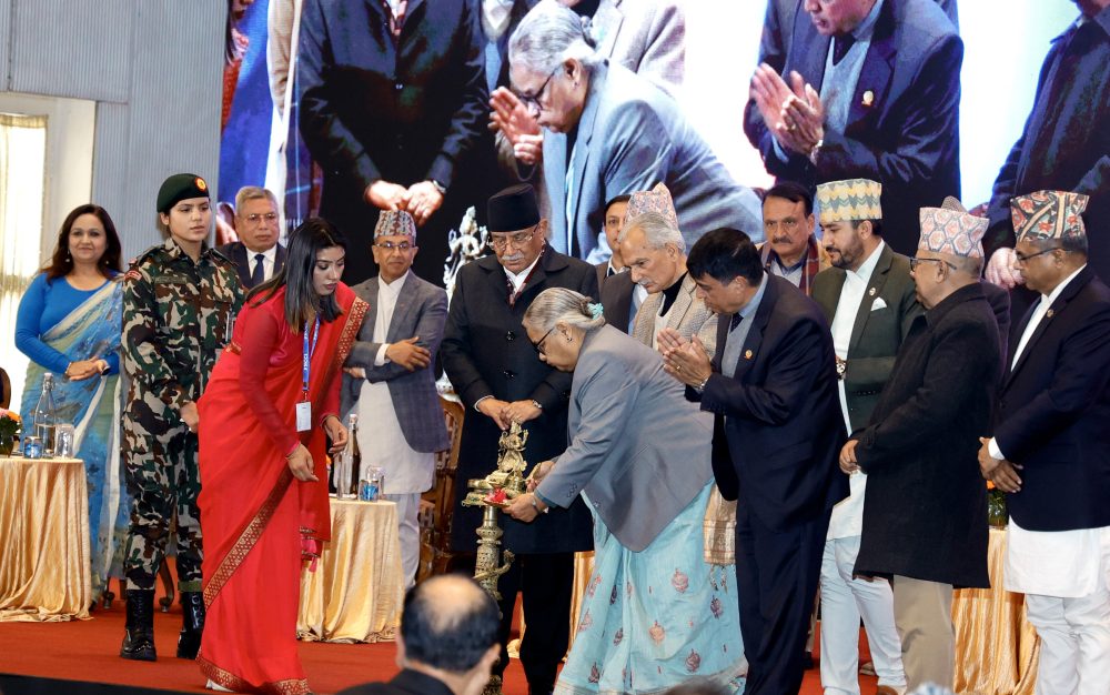 category-interview-79591